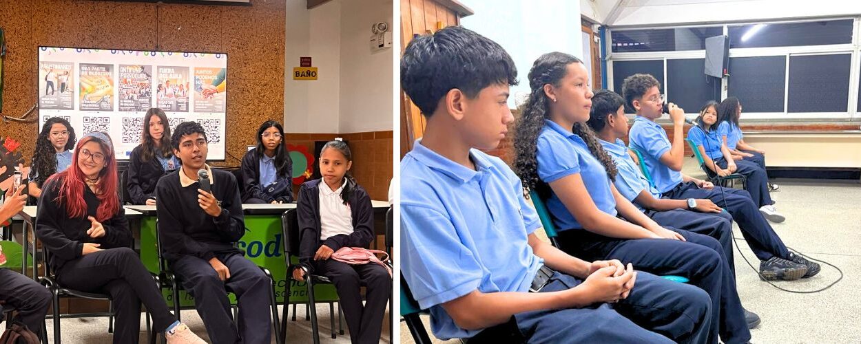 grupo de adolescentes que participan como representantes de sus colegios